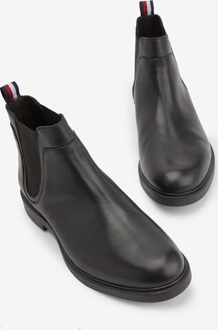 TOMMY HILFIGER Chelsea boots in Zwart