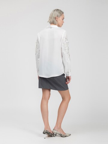 Influencer Bluse in Weiß