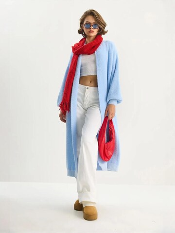 Cappotto in maglia di Bianco Lucci in blu