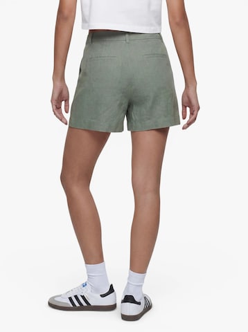 VERO MODA Regular Pleat-Front Pants 'VMLAICA' in Green