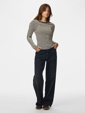 PIECES Shirt 'PCSof' in Braun