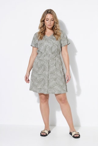 Angel of Style Kleid in Grün: Vorderseite