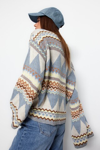 Pullover di Trendyol in grigio
