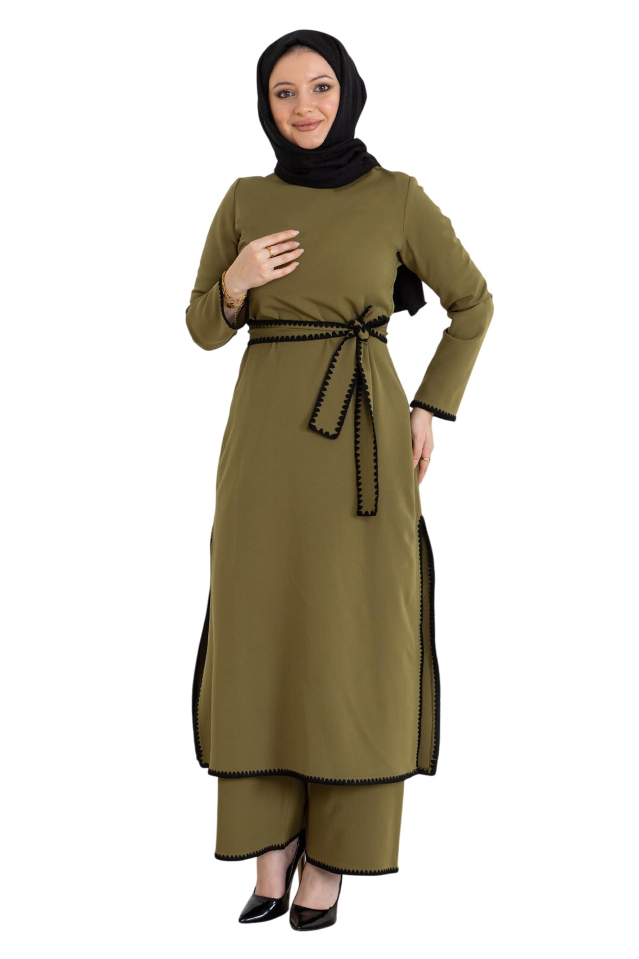 MODAMIHRAM Hosenanzug in Grün: Vorderseite