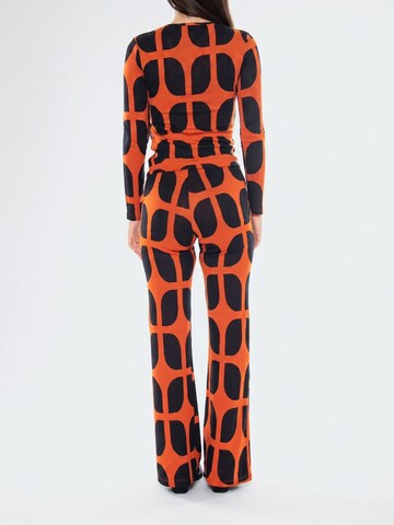 Baggy Pantaloni 'Wallpaper Naia Pants' di Thinking MU in arancione