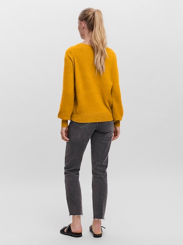 Pull-over 'BRILLIANT' VERO MODA en jaune