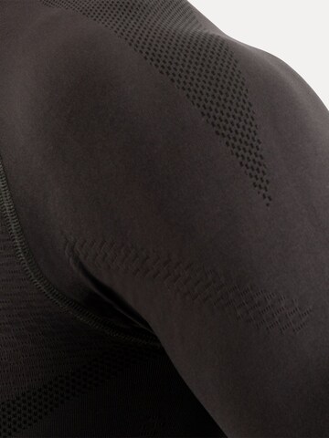 Smilodox Compression Longsleeve Carnos in Grau