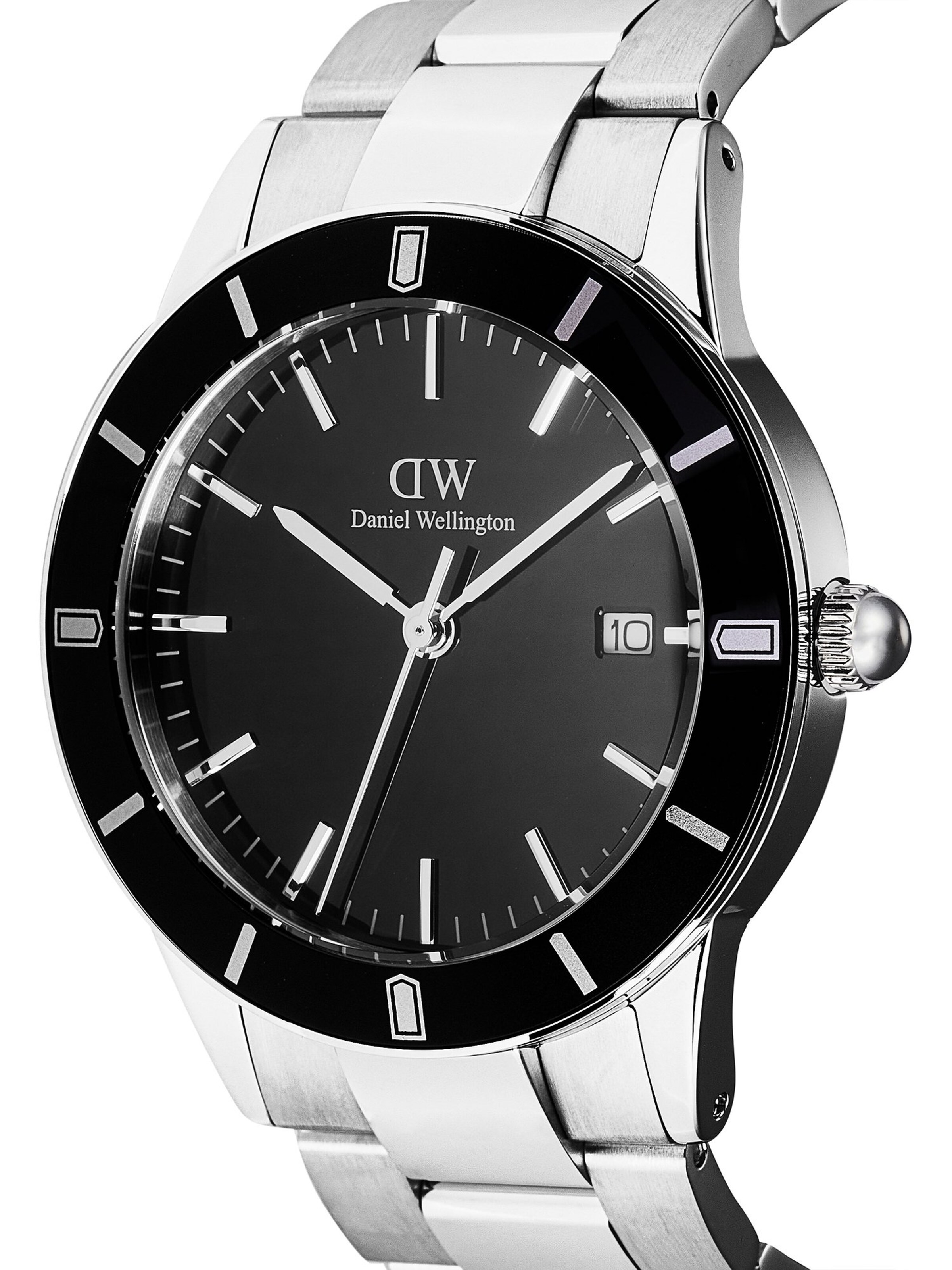 Daniel Wellington Analog watch in Silver