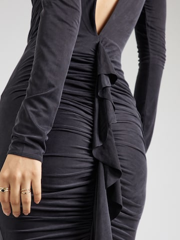 Elisabetta Franchi Avondjurk in Zwart