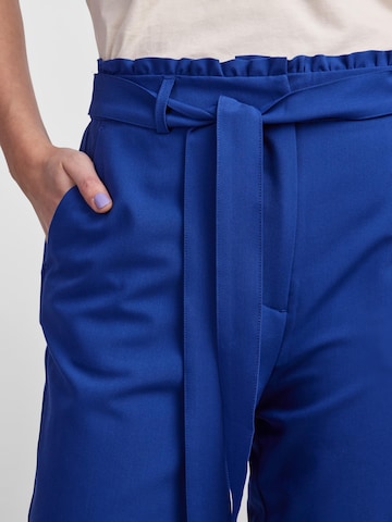 regular Pantaloni 'Bosella' di PIECES in blu