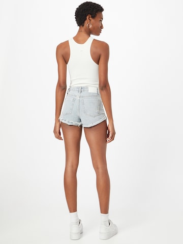 GLAMOROUS Regular Shorts in Blau