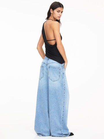 Pull&Bear Top w kolorze czarny