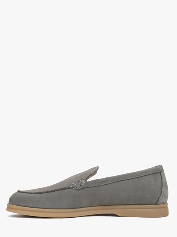 Estro Moccasin '09-4504' in Grey