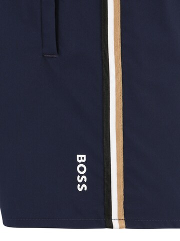 BOSS Badeshorts 'Iconic' i blå