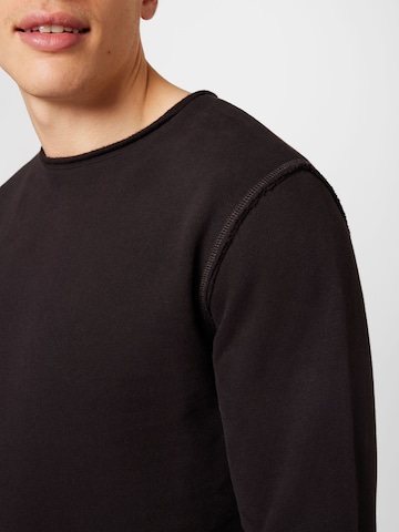 Ocay Sweatshirt in Schwarz