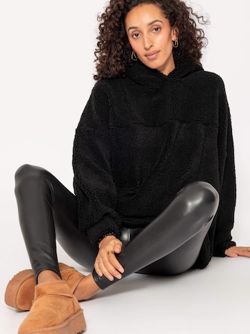 SASSYCLASSY Oversized sweater in Black