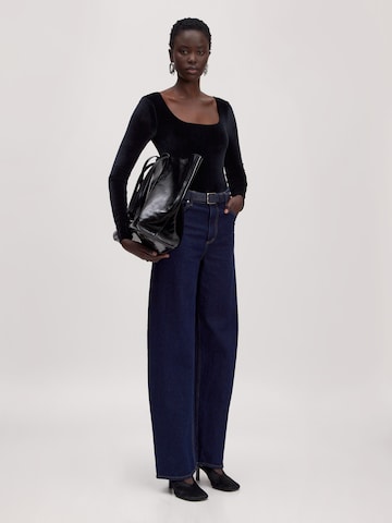 EDITED Tričkové body 'Paola' – černá