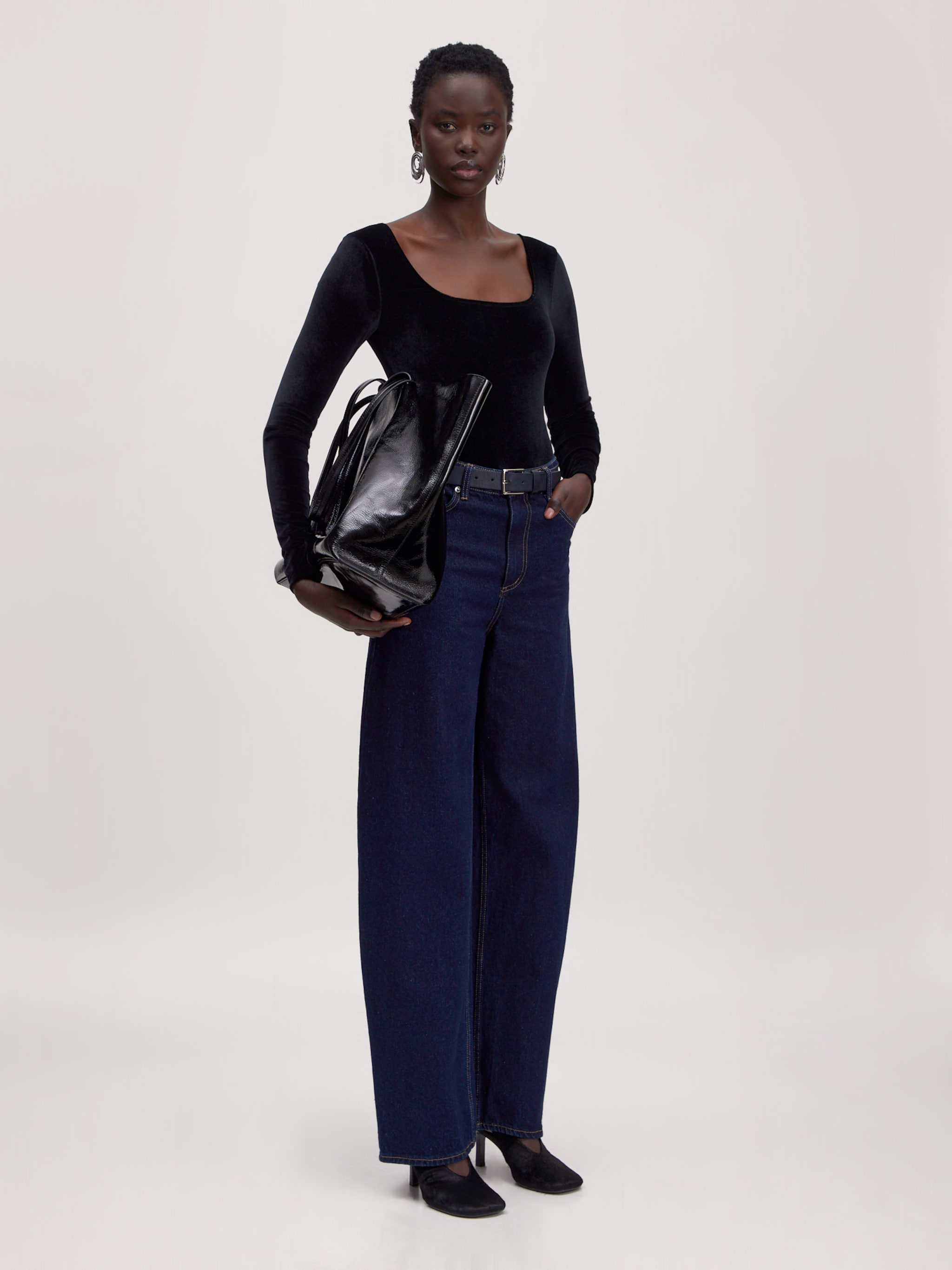 EDITED Produkter Shirtbody 'Paola' sort