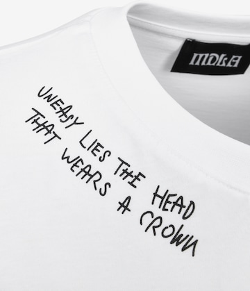 Magdeburg Los Angeles Тениска 'Uneasy Head' в бяло