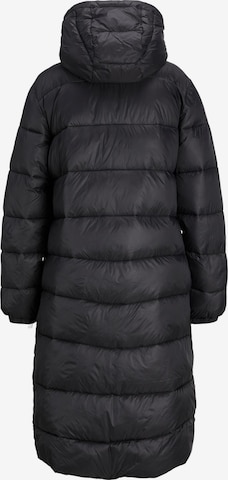 Manteau d’hiver 'Nora' JJXX en noir