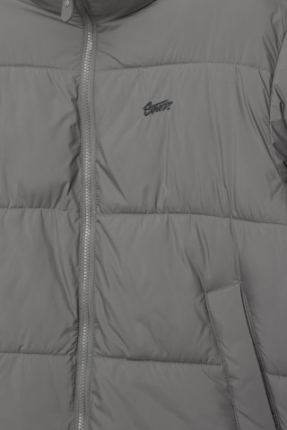Veste d’hiver Pull&Bear en gris