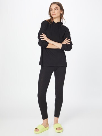 PIECES - Jersey 'Molly' en negro