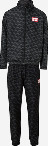 Pacemaker Treenipuku värissä musta: etupuoli