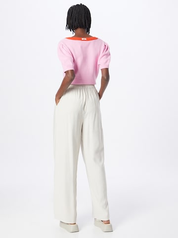 ABOUT YOU Wide leg Pleat-front trousers 'Ria' in Beige