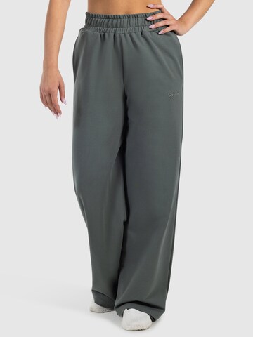 Smilodox Loose fit Trousers ' Kanya ' in Green: front