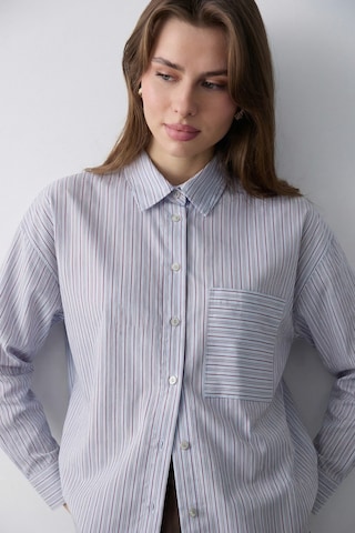 Trendyol - Blusa en azul