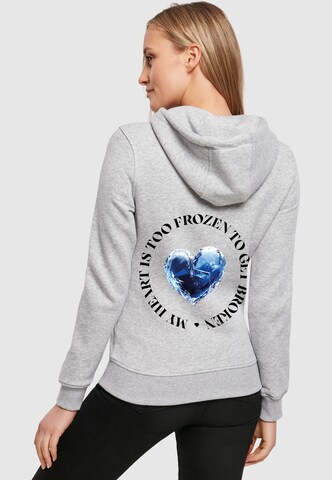 Mister Tee Sweatshirt 'Too Frozen' in Grau: Vorderseite