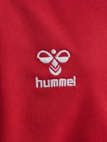 Hummel Sportsweatjacke in Rot
