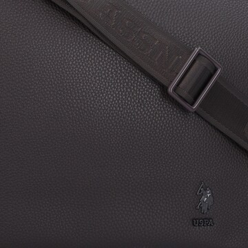 U.S. POLO ASSN. Umhängetasche 'Seattle' in Braun