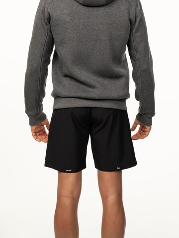 saved lab Regular Workout Pants 'SL-450 Short Black' in Black