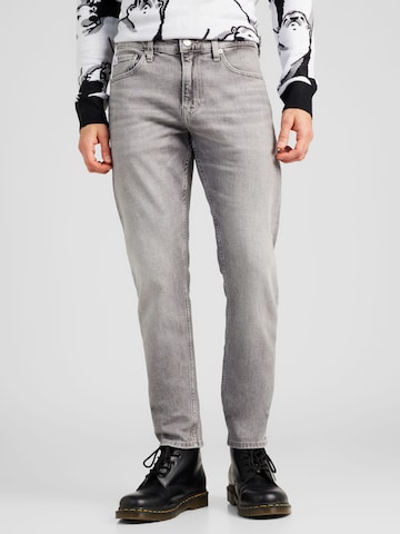 Calvin Klein Jeans Slim fit Jeans in Grey: front