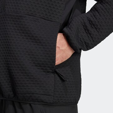 Pull-over de sport 'Utilitas' ADIDAS TERREX en noir