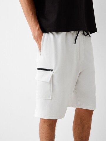 Loosefit Pantaloni cargo di Bershka in bianco