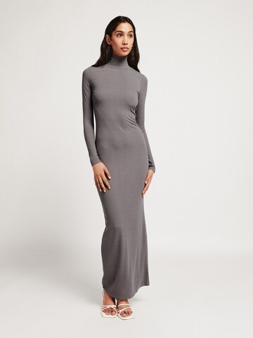 Robe 'Bella' Lezu en gris : devant