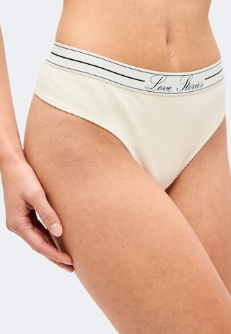 String 'Lima' di LOVE Stories in bianco