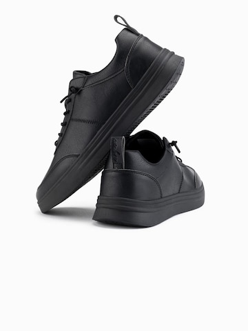 Ombre Sporty snøresko i sort