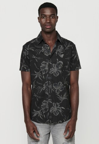 KOROSHI Slim fit Button Up Shirt in Black: front