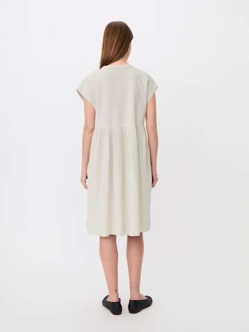Robe d’été 'MaNaerisse' Masai en vert