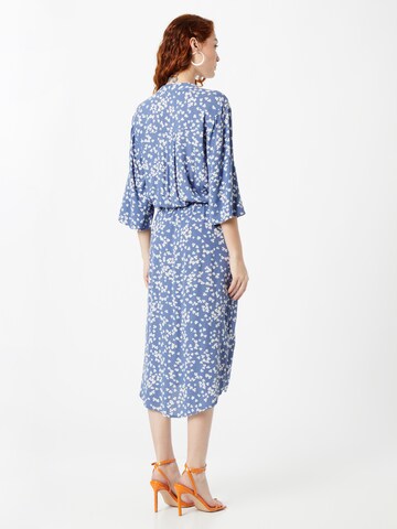 Robe 'Zaya' SOAKED IN LUXURY en bleu