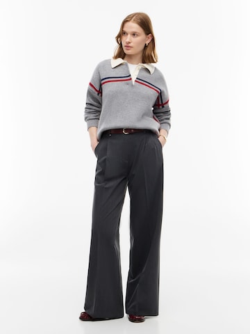 TOMMY HILFIGER Wide leg Pleat-Front Pants in Grey