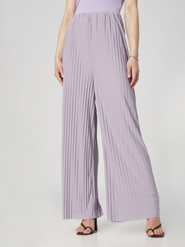 Guido Maria Kretschmer Women Wide leg Trousers 'Saphia' in Purple: front