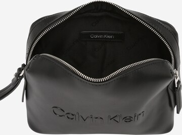 melns Calvin Klein Tualetes piederumu soma