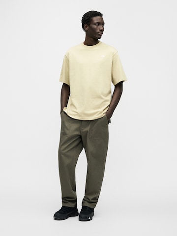 THE NORTH FACE Bluser & t-shirts 'ESSENTIAL' i gul