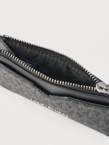 melns Michael Kors Karšu maks