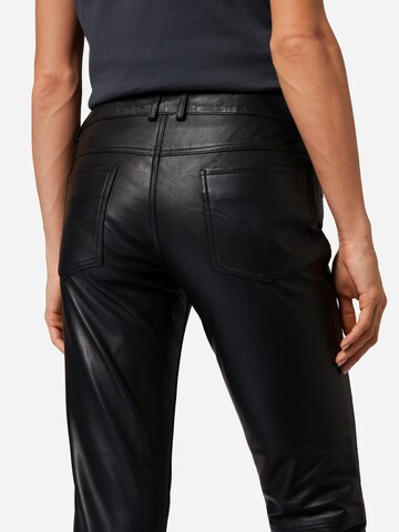 RICANO Slimfit Broek 'Triston-B' in Zwart
