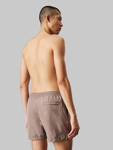 Calvin Klein Swimwear Badeshorts 'Essentials' in Braun